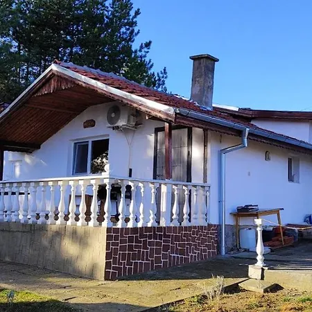 Holiday home мони-зона релакс *