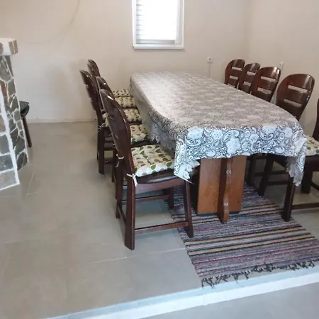 Vakantiehuis мони-зона релакс
