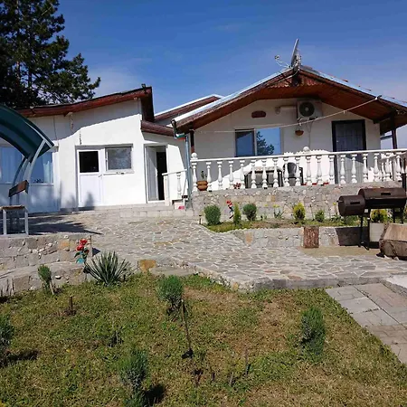 Vakantiehuis мони-зона релакс Brosh